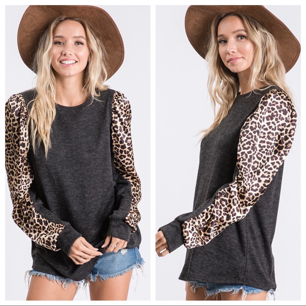 Fabulous Animal print sleeve color block top - Picture 2 of 5